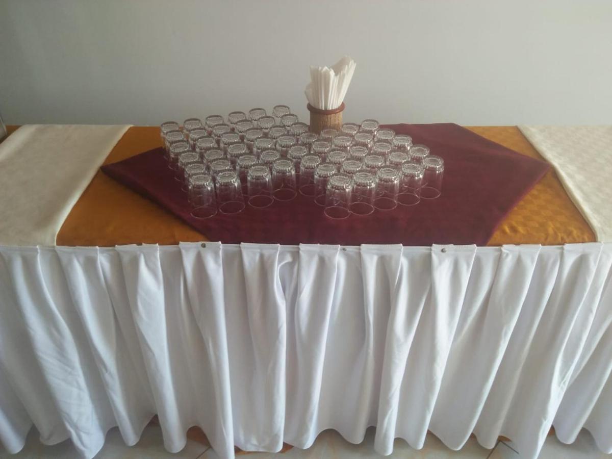 Prinias Hotel Кисуму Экстерьер фото