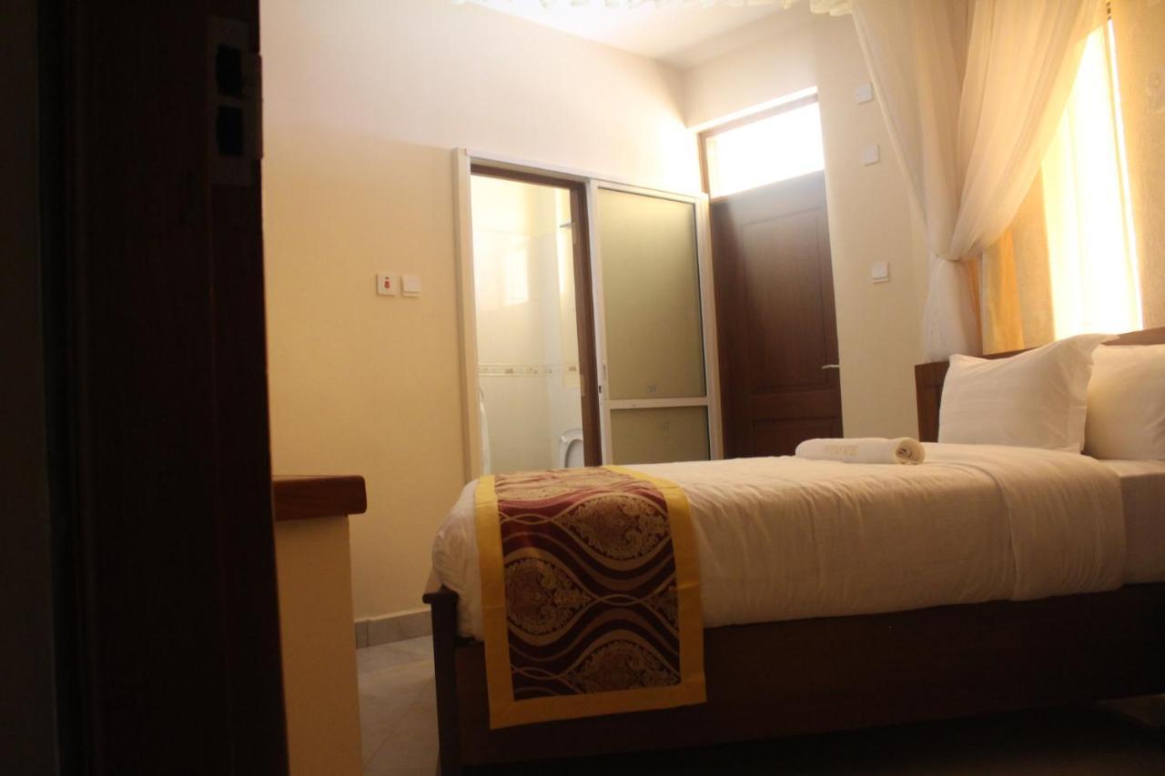 Prinias Hotel Кисуму Экстерьер фото
